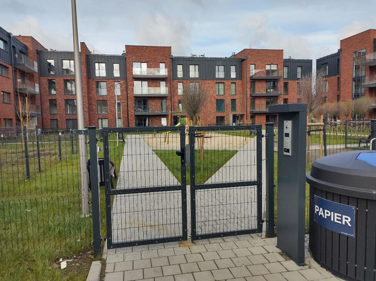 Totu Today-Stara Cegielnia Apartamenty, Faktura Vat, Self Check-In Poznan Bagian luar foto